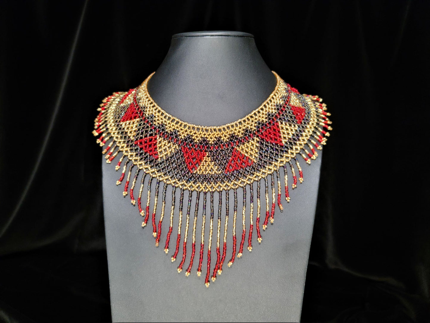 Huichol Art Bead Necklace - Camécuaro, MX - Das Vixen