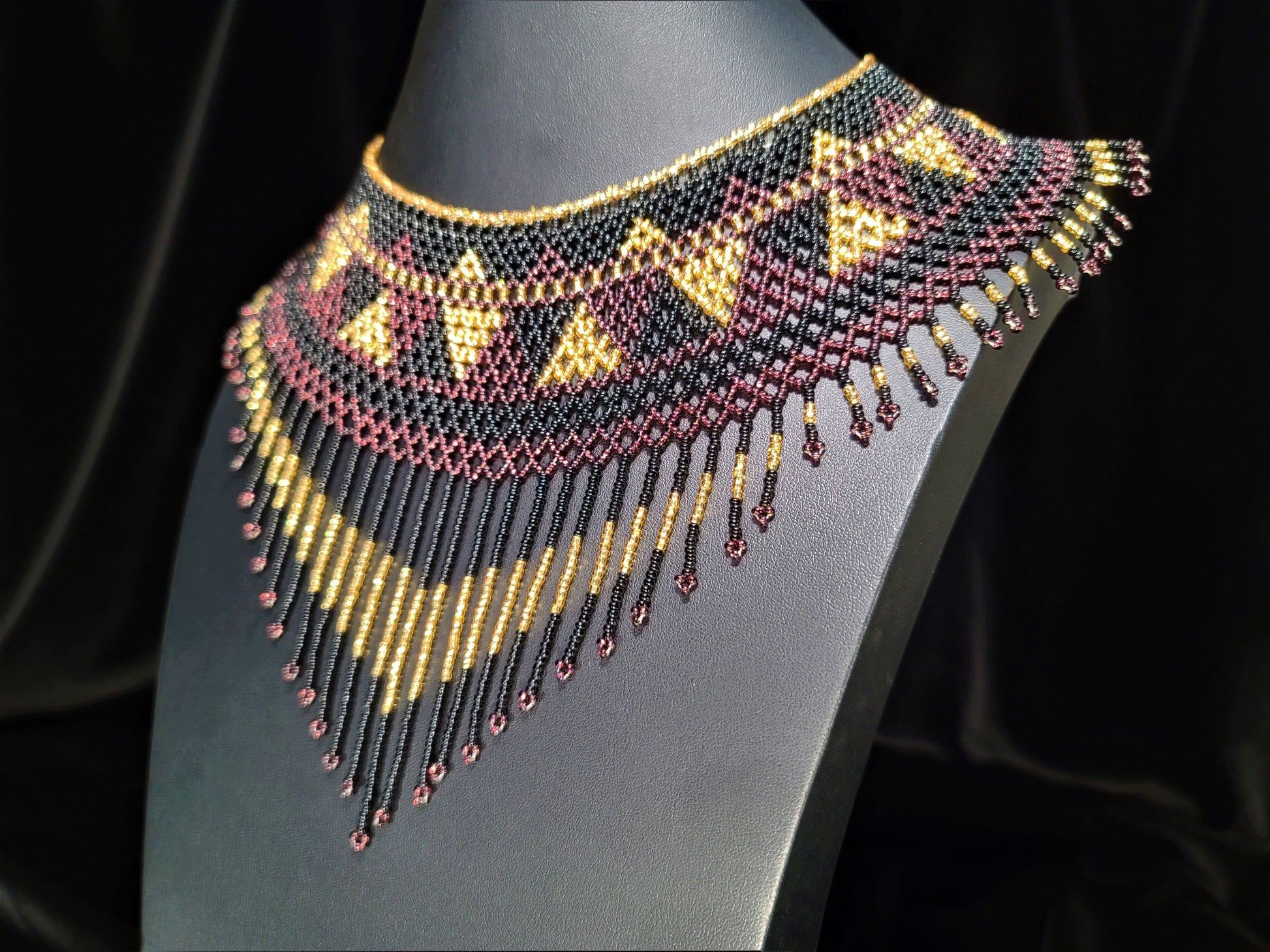 Huichol Art Bead Necklace - Camécuaro, MX - Das Vixen