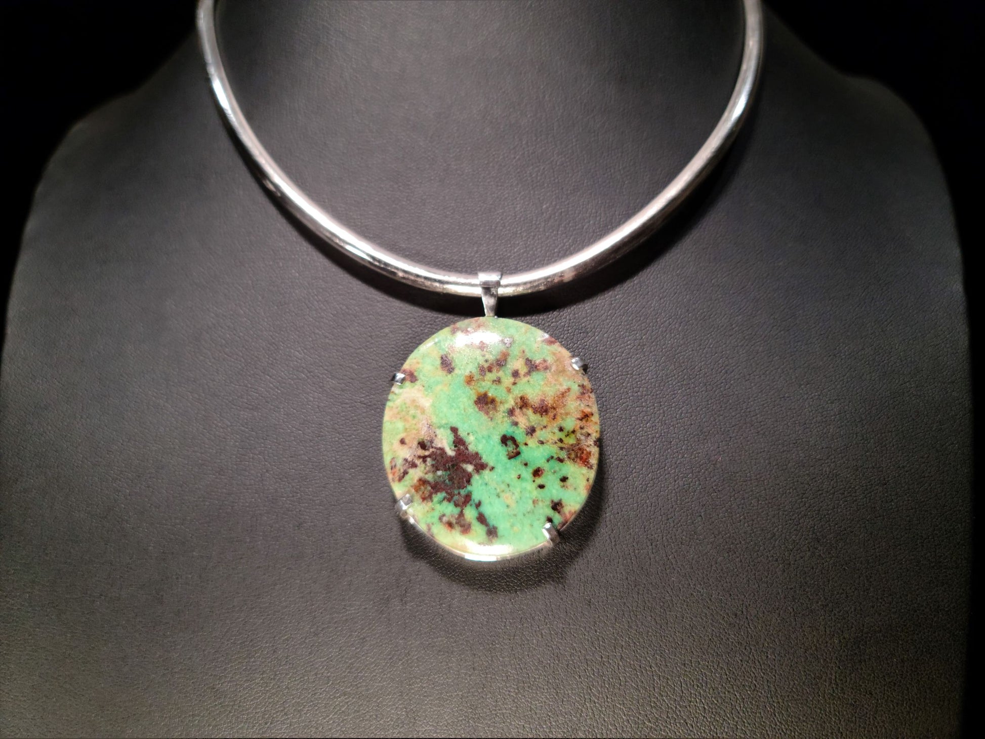 Sterling Silver & Natural Turquoise Pendant - Das Vixen