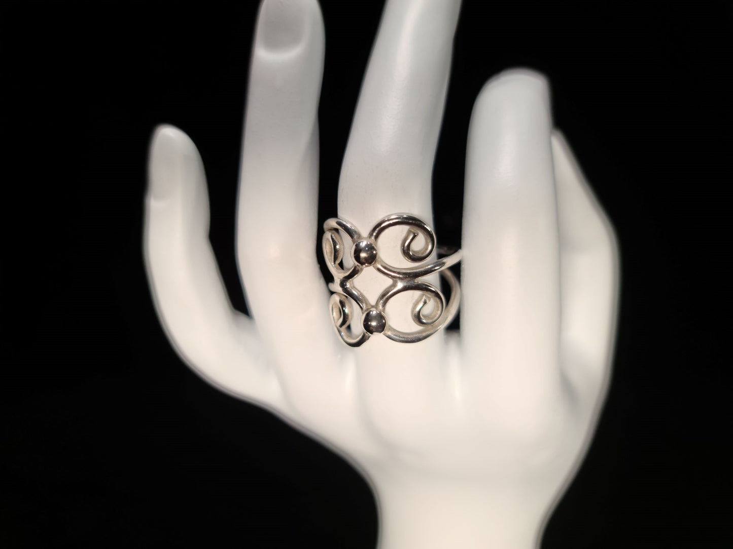 Sterling Silver Ring - Das Vixen