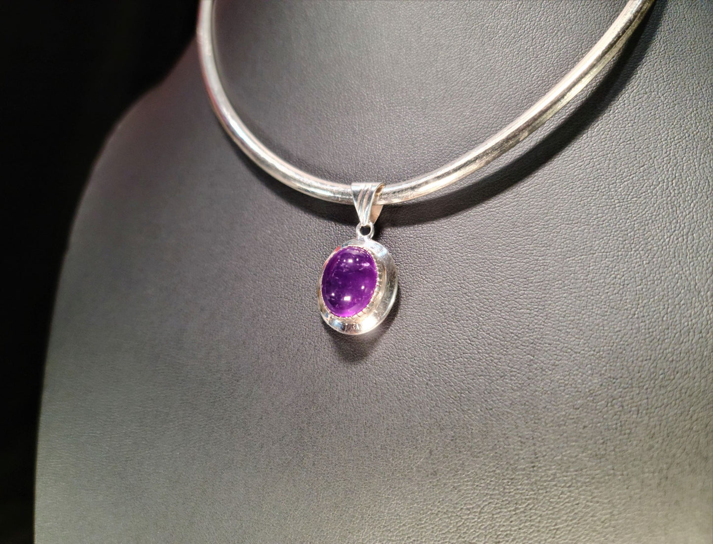 Sterling Silver & Amethyst Pendant - Das Vixen