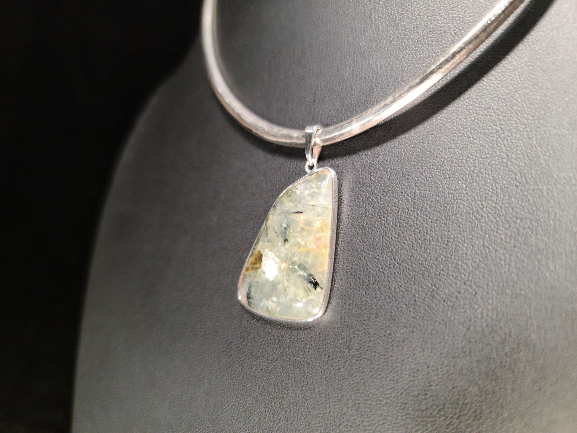 Sterling Silver & Rutile Quartz Pendant - Das Vixen