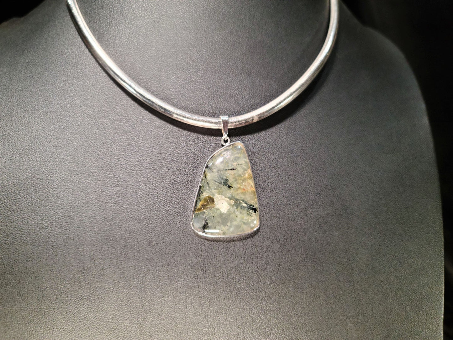 Sterling Silver & Rutile Quartz Pendant - Das Vixen