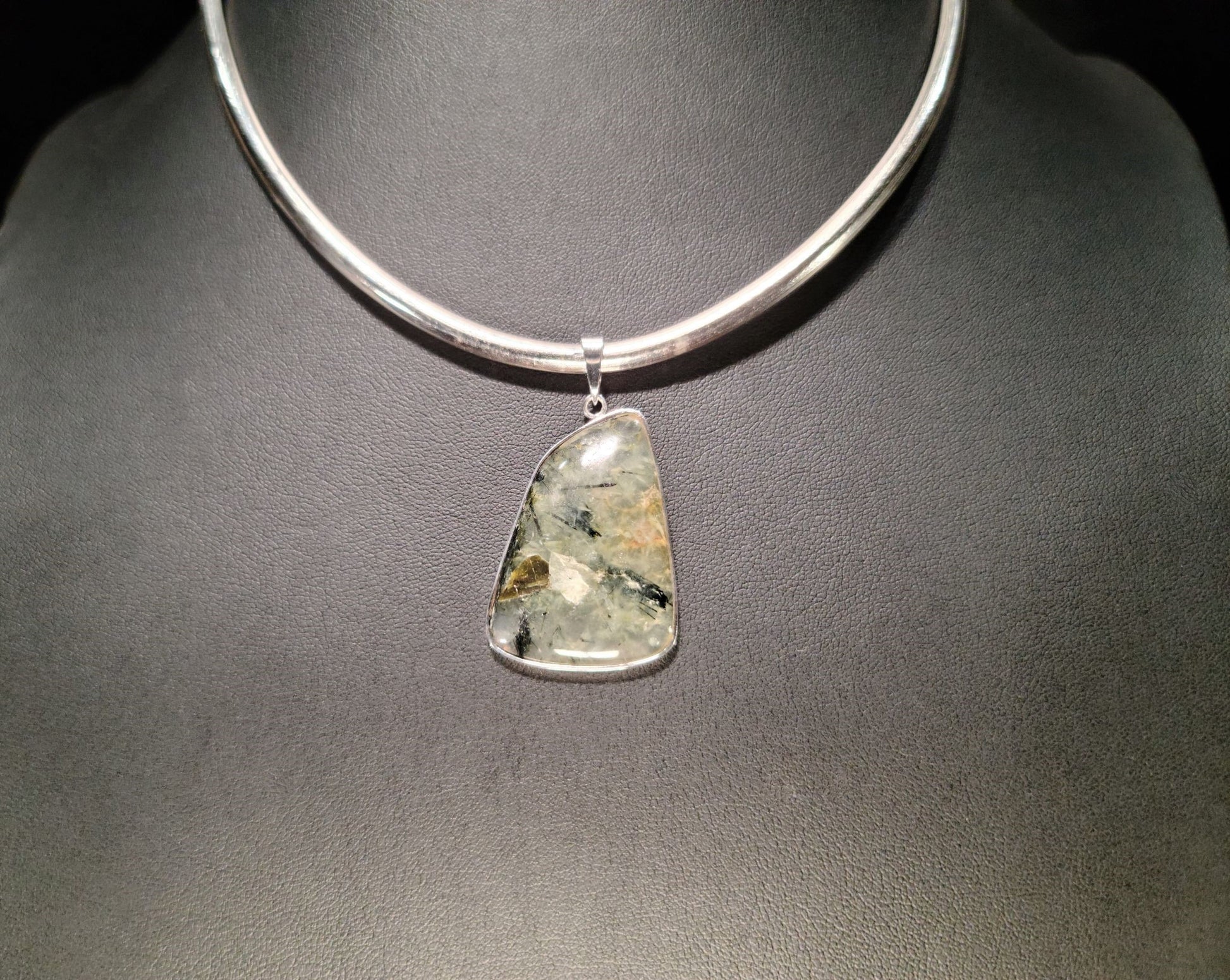 Sterling Silver & Rutile Quartz Pendant - Das Vixen